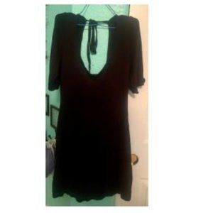 Long shirt with open tie back